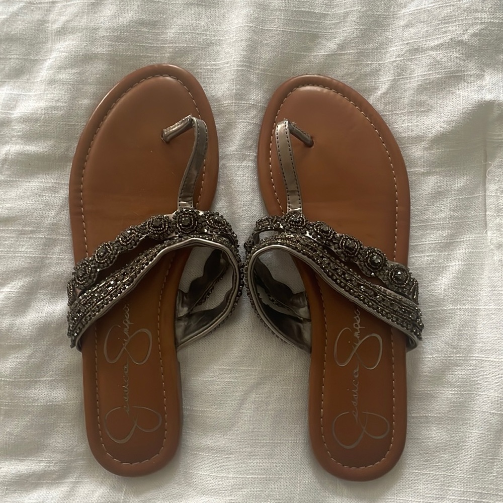 Jessica Simpson style sandal flat